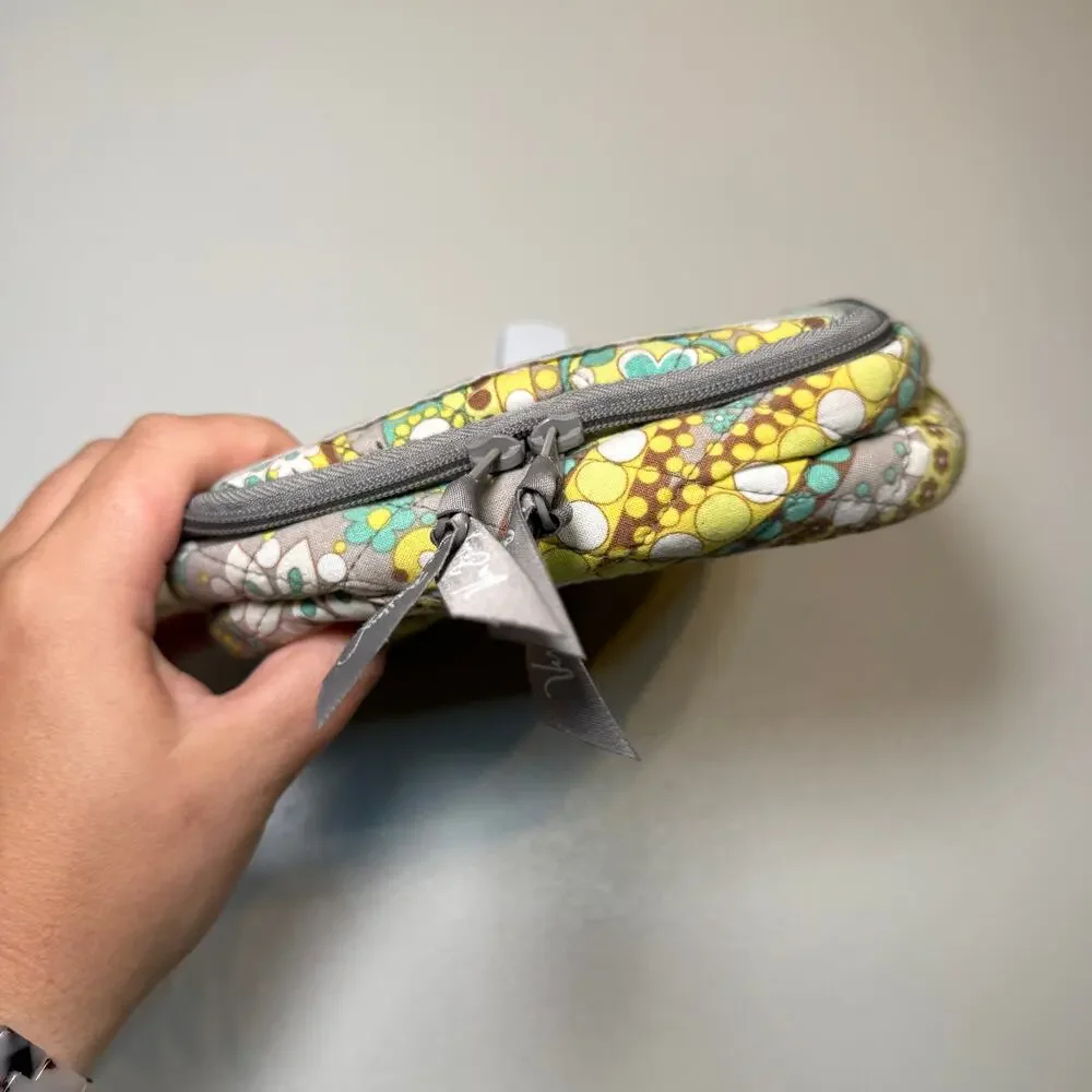 Vera Bradley this item